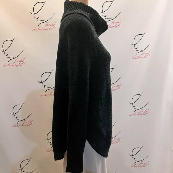 I.N. STUDIO. Size PS Oversized. TALL.Dark Green Metallic Pullover. Sweater. B5 - Picture 5 of 6